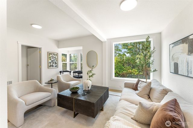 5154 S Creston Street, Seattle, WA 98178