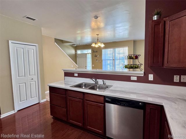 4015 Norwich Drive, Canton Charter Township, MI 48188