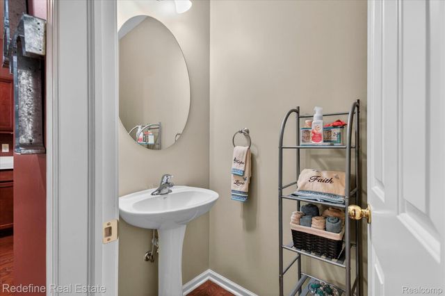 4015 Norwich Drive, Canton Charter Township, MI 48188