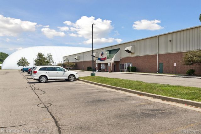 4015 Norwich Drive, Canton Charter Township, MI 48188