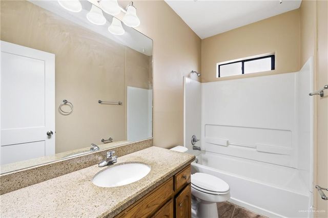 1404 Phoenix Street, Edinburg, TX 78541