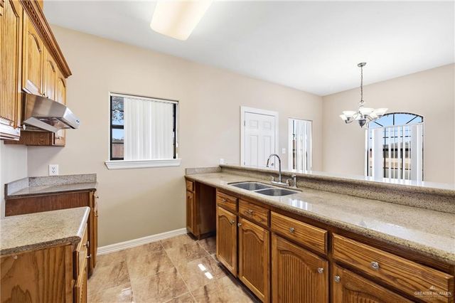 1404 Phoenix Street, Edinburg, TX 78541