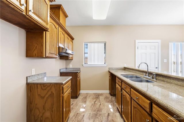 1404 Phoenix Street, Edinburg, TX 78541