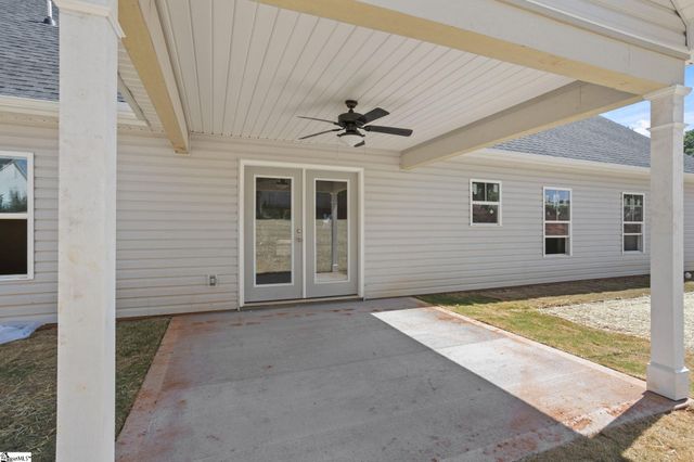 213 Buckingham Road, Duncan, SC 29334
