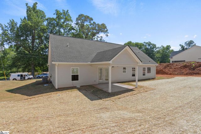 213 Buckingham Road, Duncan, SC 29334
