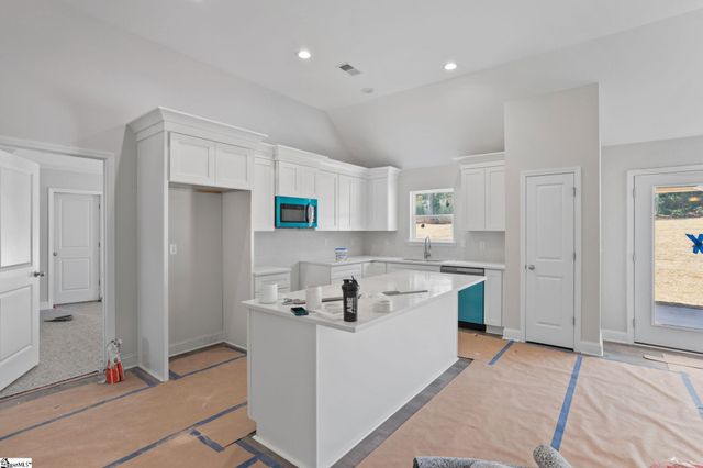 213 Buckingham Road, Duncan, SC 29334