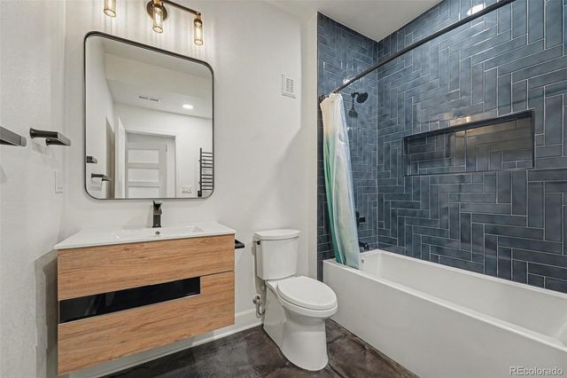 6687 W Jewell Place, Denver, CO 80227