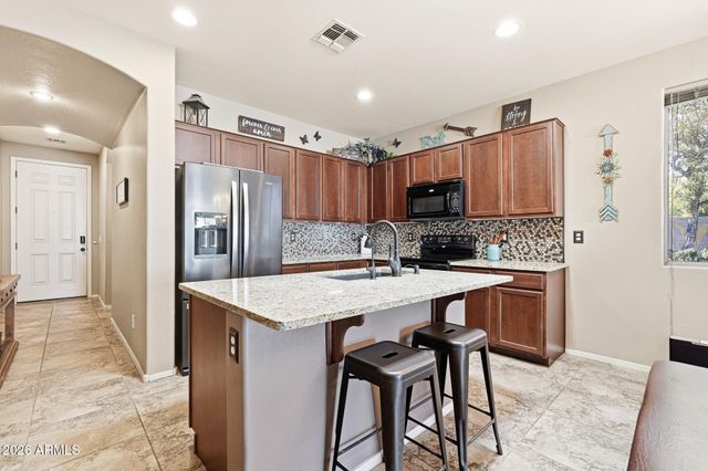 2650 E DENNISPORT Avenue, Gilbert, AZ 85295