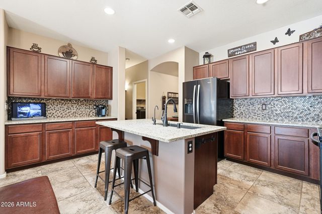 2650 E DENNISPORT Avenue, Gilbert, AZ 85295