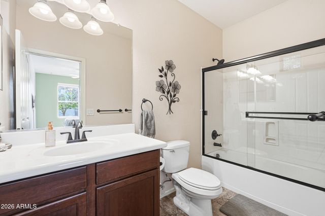 2650 E DENNISPORT Avenue, Gilbert, AZ 85295