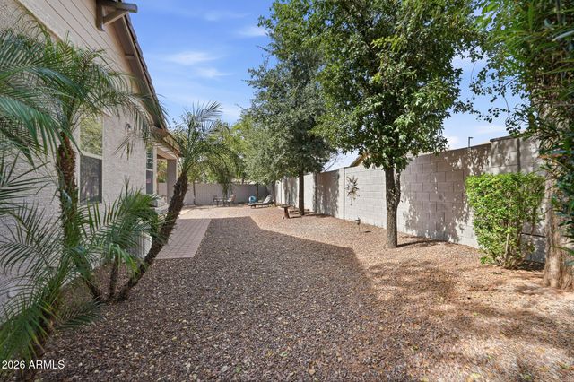 2650 E DENNISPORT Avenue, Gilbert, AZ 85295