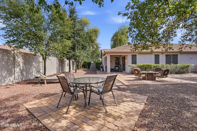 2650 E DENNISPORT Avenue, Gilbert, AZ 85295