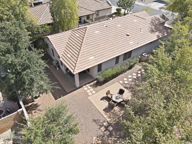 2650 E DENNISPORT Avenue, Gilbert, AZ 85295