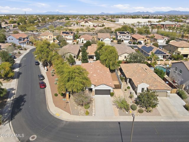 2650 E DENNISPORT Avenue, Gilbert, AZ 85295