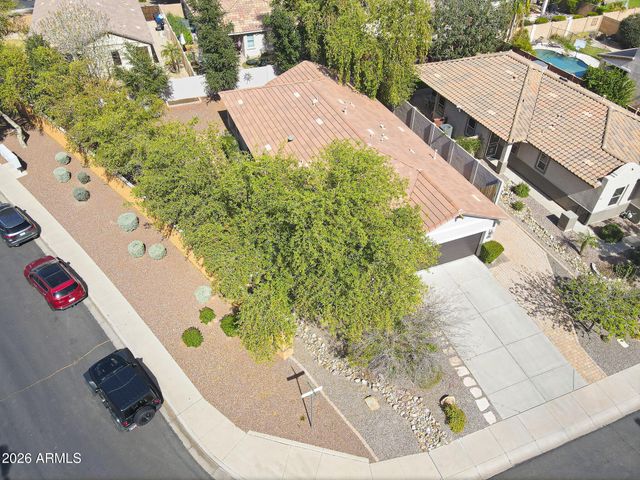 2650 E DENNISPORT Avenue, Gilbert, AZ 85295