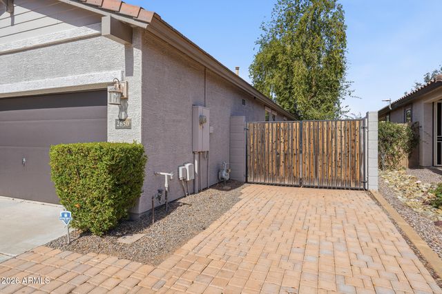 2650 E DENNISPORT Avenue, Gilbert, AZ 85295