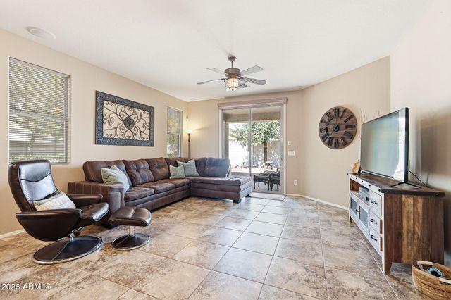 2650 E DENNISPORT Avenue, Gilbert, AZ 85295