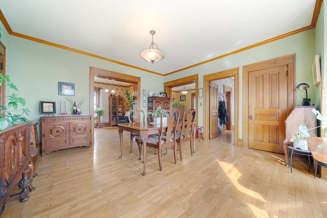 913 W 5TH STREET, Appleton, WI 54914