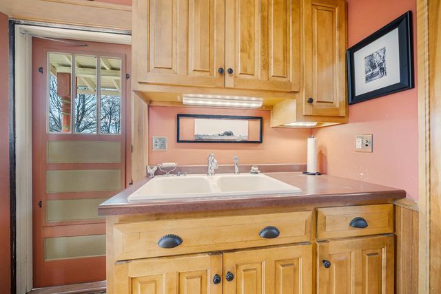 913 W 5TH STREET, Appleton, WI 54914