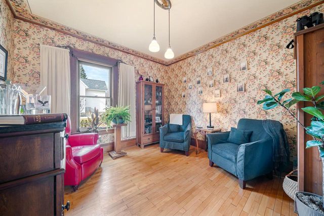 913 W 5TH STREET, Appleton, WI 54914