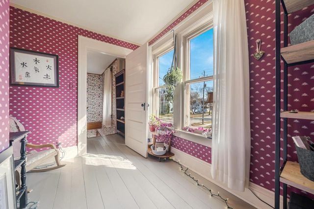 913 W 5TH STREET, Appleton, WI 54914