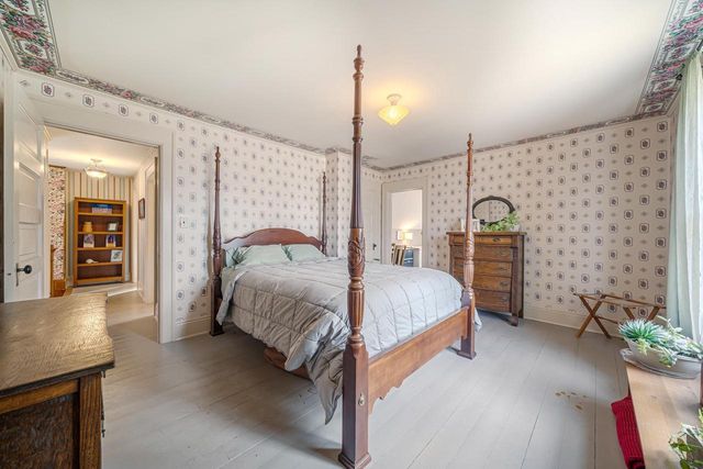 913 W 5TH STREET, Appleton, WI 54914