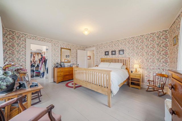 913 W 5TH STREET, Appleton, WI 54914