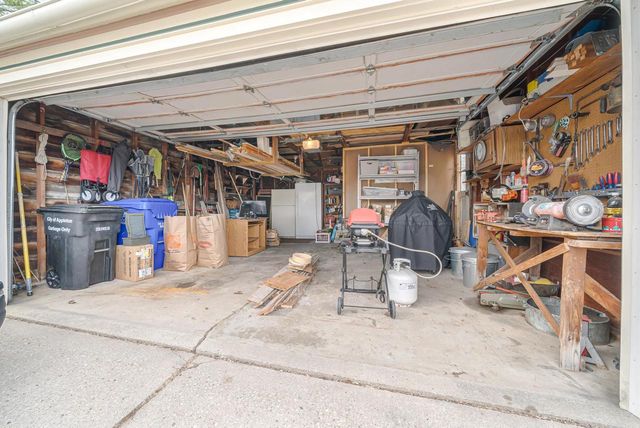 913 W 5TH STREET, Appleton, WI 54914