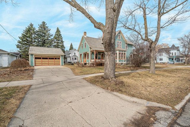 913 W 5TH STREET, Appleton, WI 54914