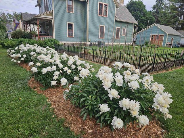 913 W 5TH STREET, Appleton, WI 54914