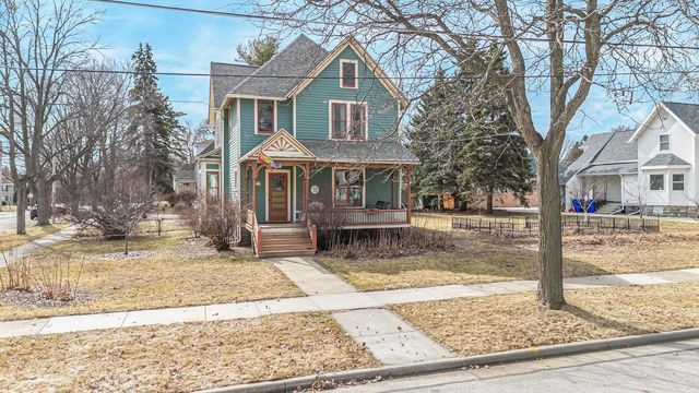 913 W 5TH STREET, Appleton, WI 54914