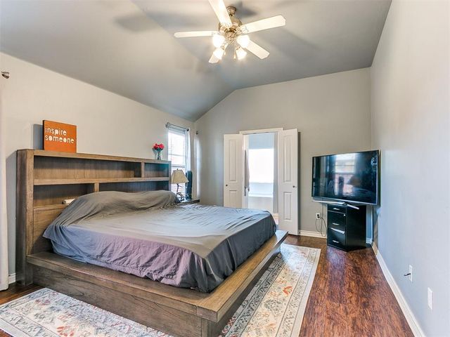 2404 Vintage Park Lane, Yukon, OK 73099