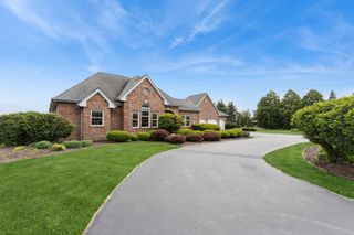 6509 W Lakeway Drive, Monee, IL 60449