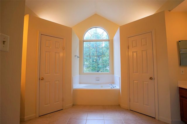 50 Indian Summer Place, The Woodlands, TX 77381