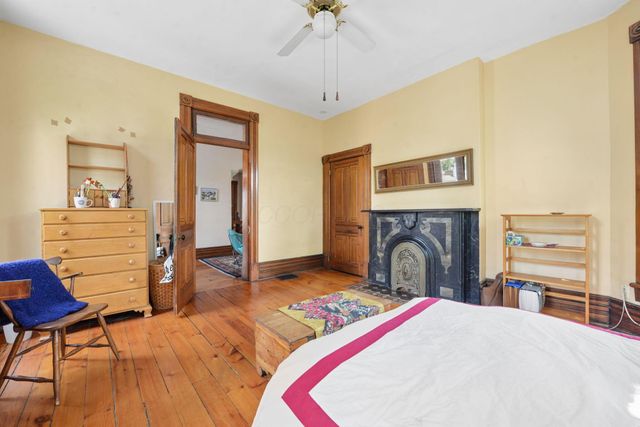 40 Smith Place, Columbus, OH 43201
