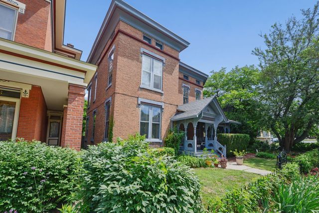40 Smith Place, Columbus, OH 43201