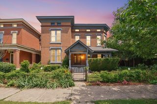 40 Smith Place, Columbus, OH 43201