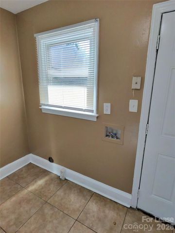 820 West Boulevard, Charlotte, NC 28203