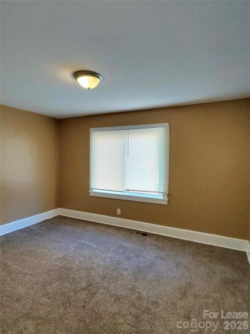 820 West Boulevard, Charlotte, NC 28203