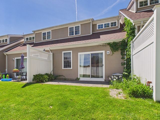 70 Endicott Street 405, Norwood, MA 02062