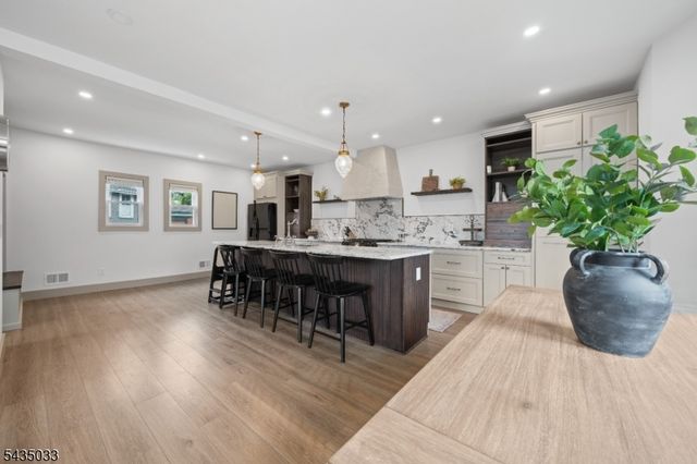 187 Hillside Ave, Nutley Twp., NJ 07110