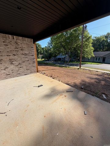 109 Fitzgerald Drive, Benton, AR 72015