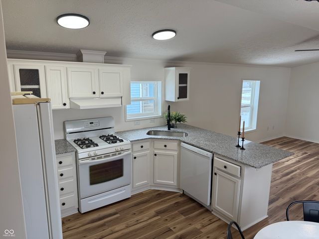 3185 Westpointe Drive, Franklin, IN 46131