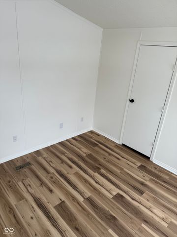 3185 Westpointe Drive, Franklin, IN 46131