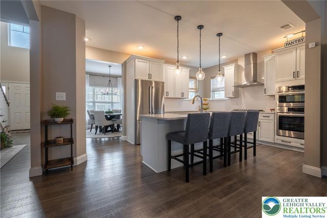 1024 Bayberry Drive, Pennsburg Boro, PA 18073