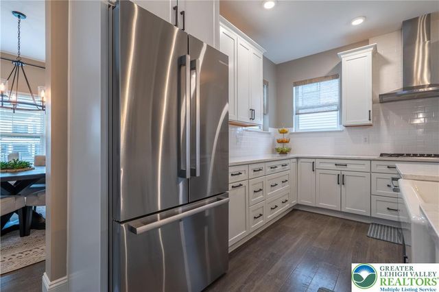 1024 Bayberry Drive, Pennsburg Boro, PA 18073