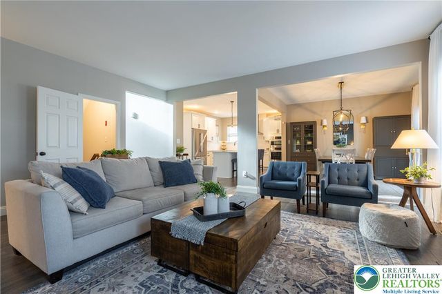 1024 Bayberry Drive, Pennsburg Boro, PA 18073