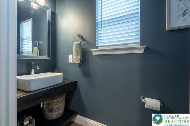 1024 Bayberry Drive, Pennsburg Boro, PA 18073