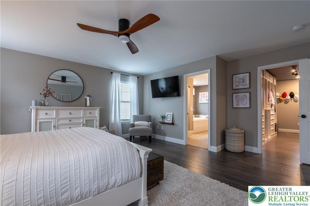 1024 Bayberry Drive, Pennsburg Boro, PA 18073