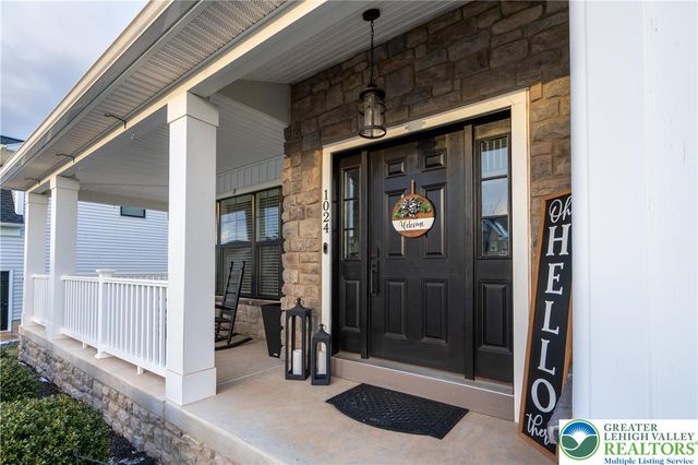 1024 Bayberry Drive, Pennsburg Boro, PA 18073